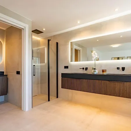 Willa Elviria - Ultimate Luxury *